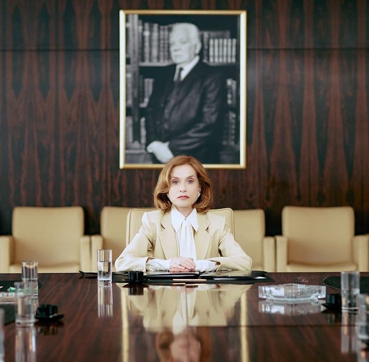 still van de film la femme la plus riche du monde