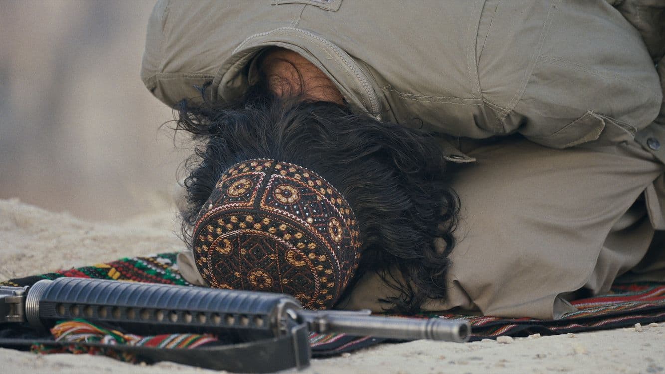 Still van de film Kabul, Between Prayers